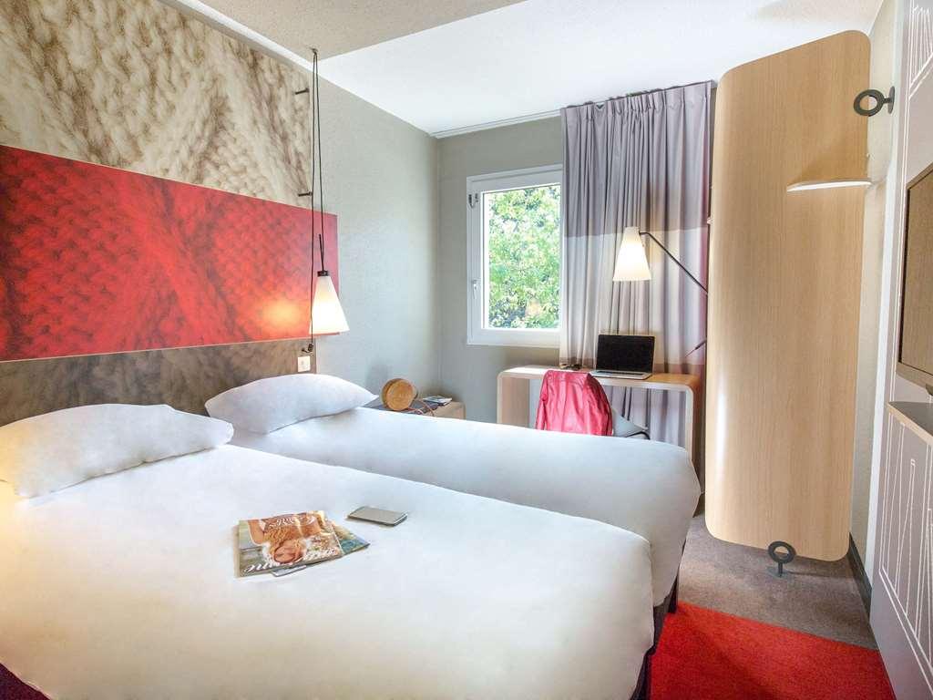 Ibis Brignoles Provence Verte Номер фото